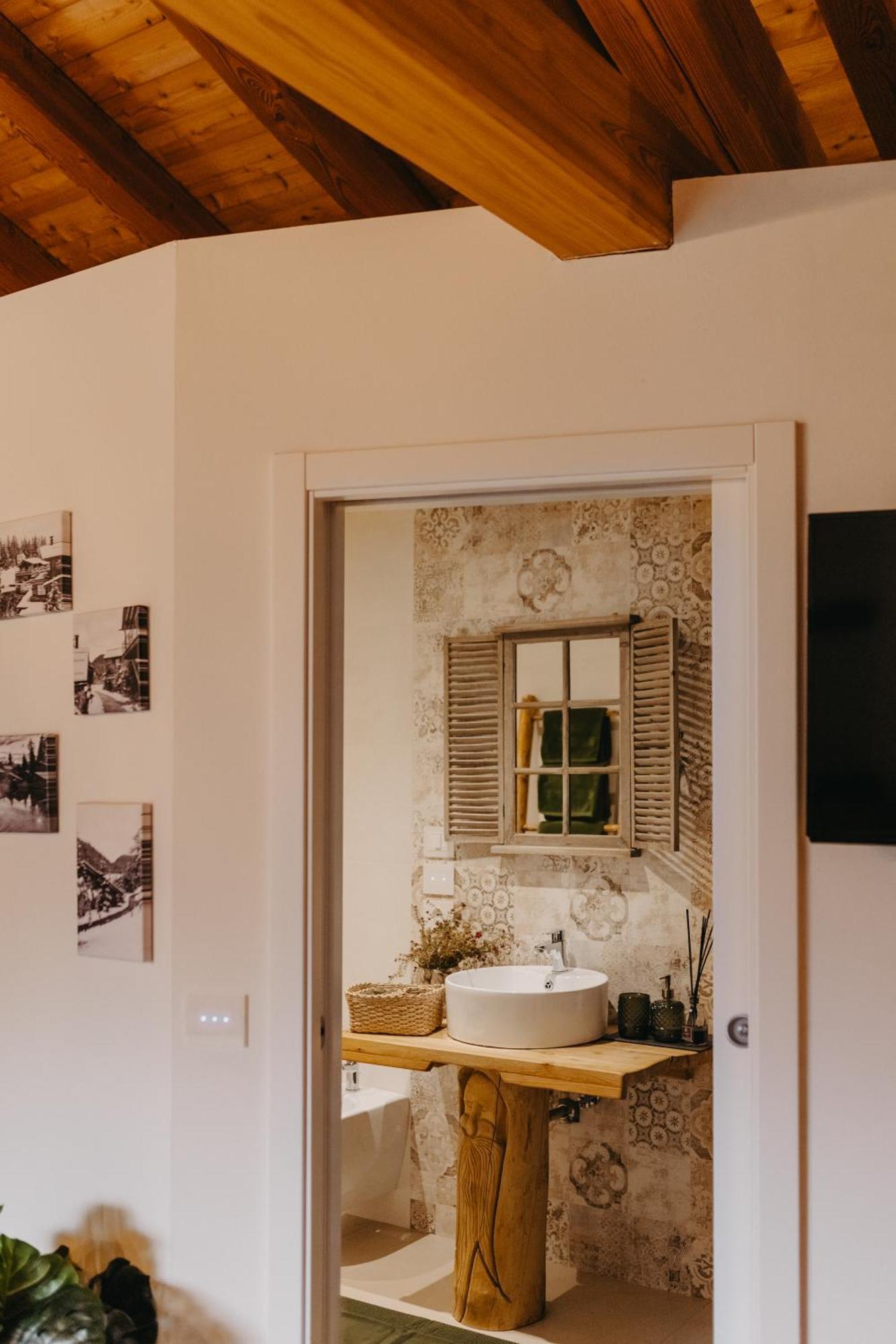 Odomi Maso Nel Bosco Villa Sant'Orsola Buitenkant foto